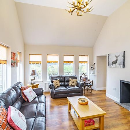 Stags View With Hot Tub Villa Blairgowrie and Rattray Exterior photo