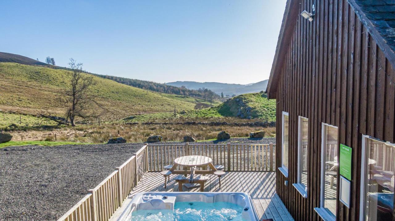 Stags View With Hot Tub Villa Blairgowrie and Rattray Exterior photo